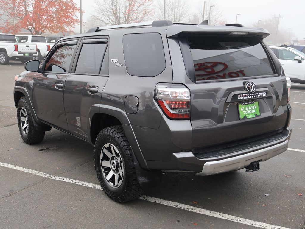 2018 Toyota 4Runner TRD Off-Road photo 4