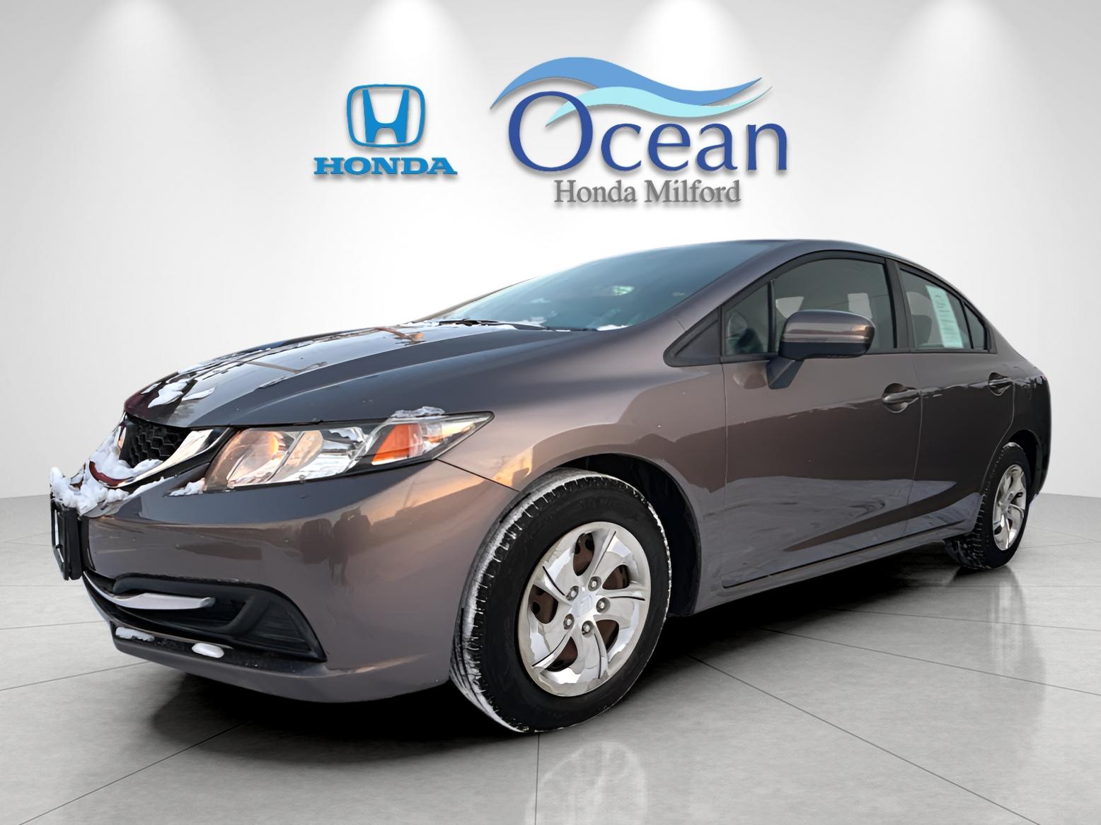 2015 Honda Civic LX's photo