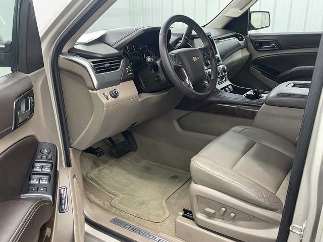 2016 Chevrolet Tahoe LT photo 11
