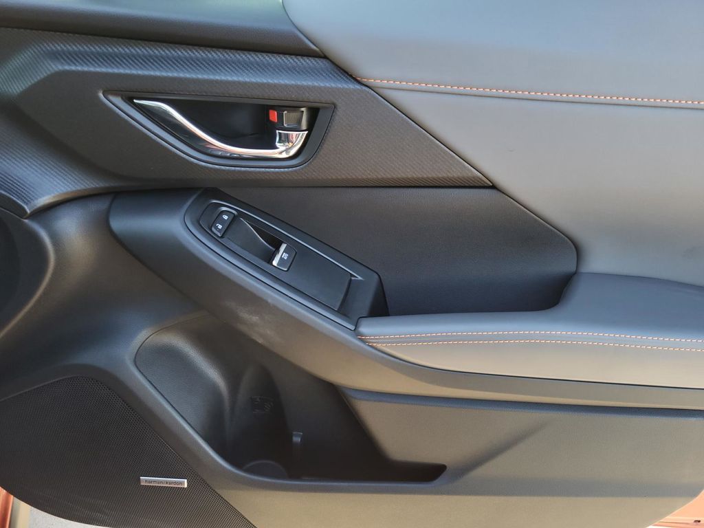 2025 Subaru Crosstrek Limited photo 4