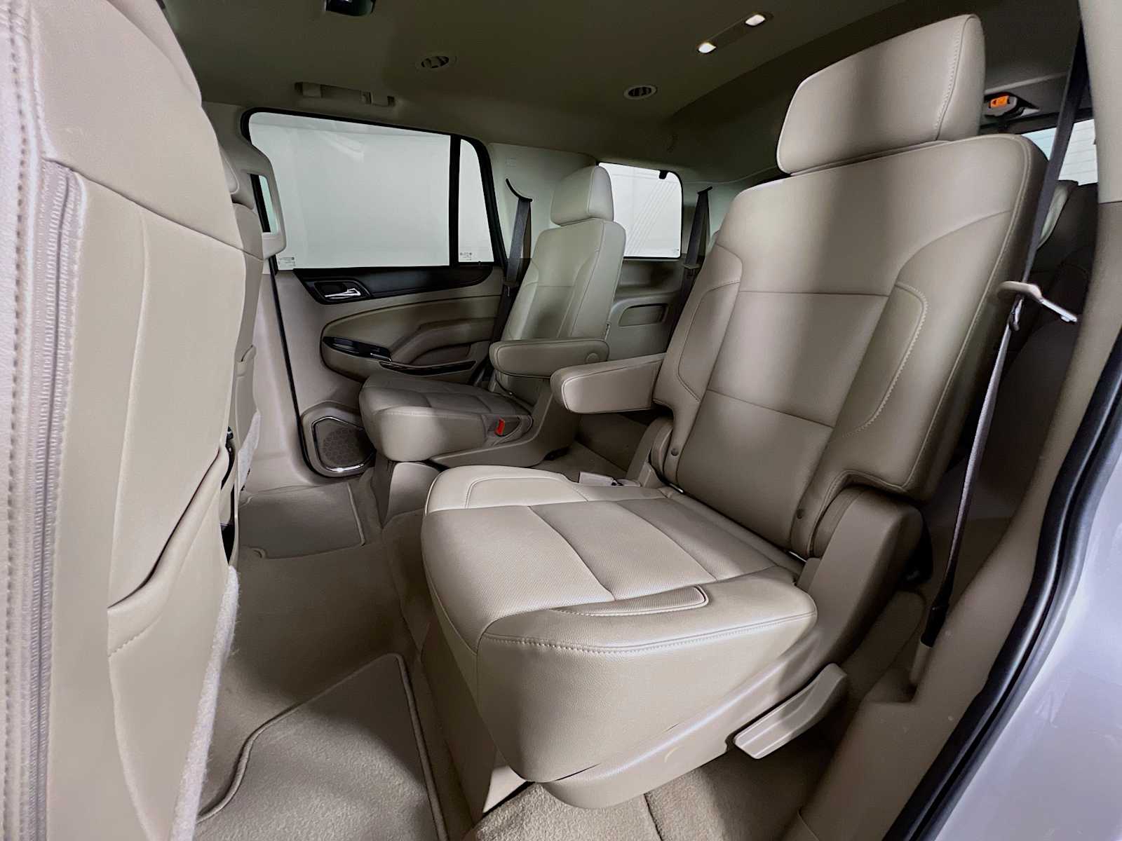2019 Gmc Yukon SLT photo 18