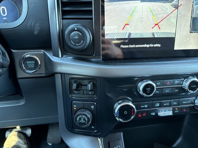 2025 Ford F-150 XLT photo 27