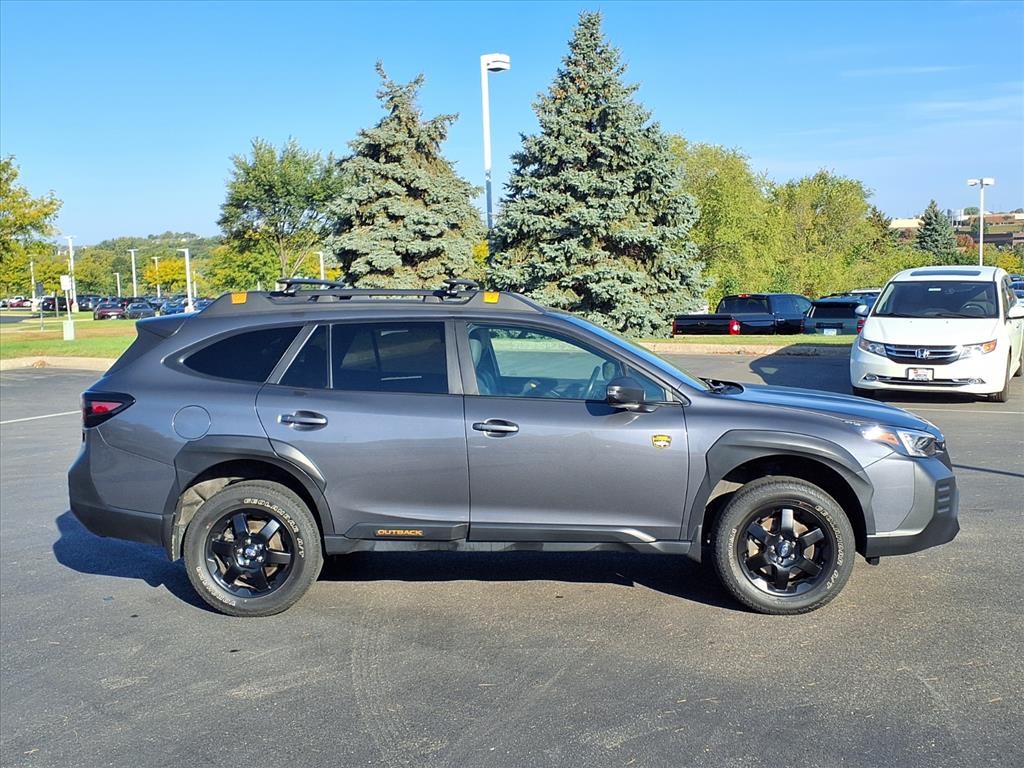 Used 2022 Subaru Outback Wilderness with VIN 4S4BTGUDXN3141536 for sale in Burnsville, Minnesota