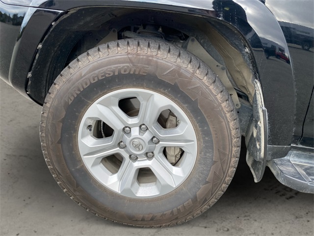 2024 Toyota 4Runner SR5 photo 14
