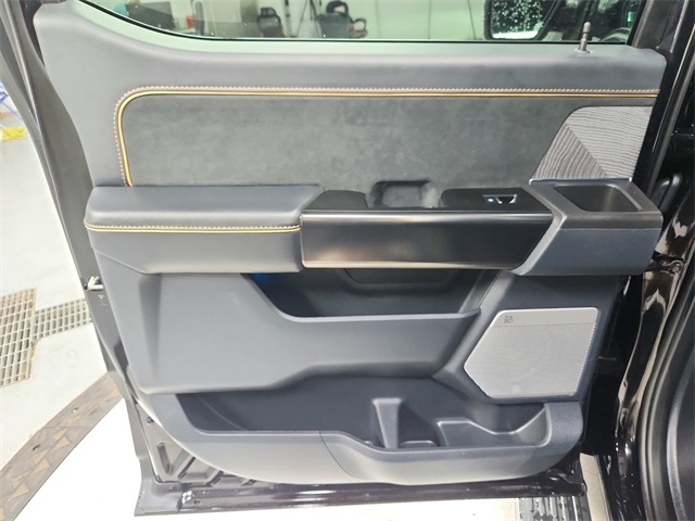 2023 Ford F-150 Platinum photo 42