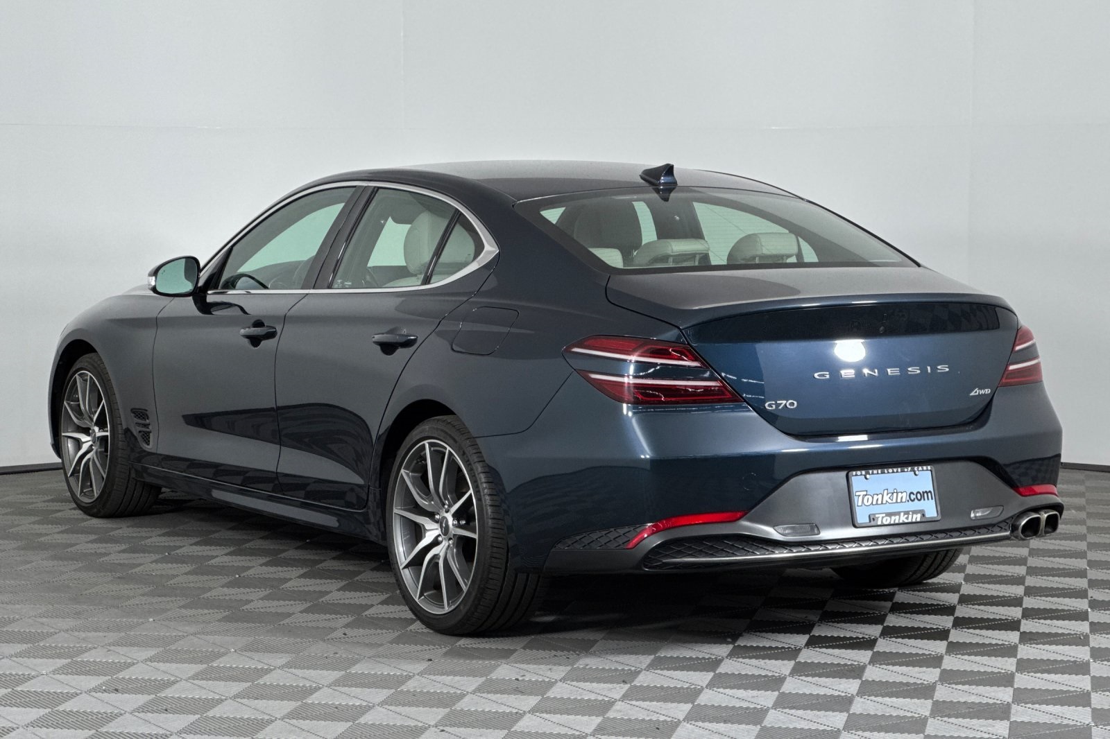 2023 Genesis G70 2.0T photo 6