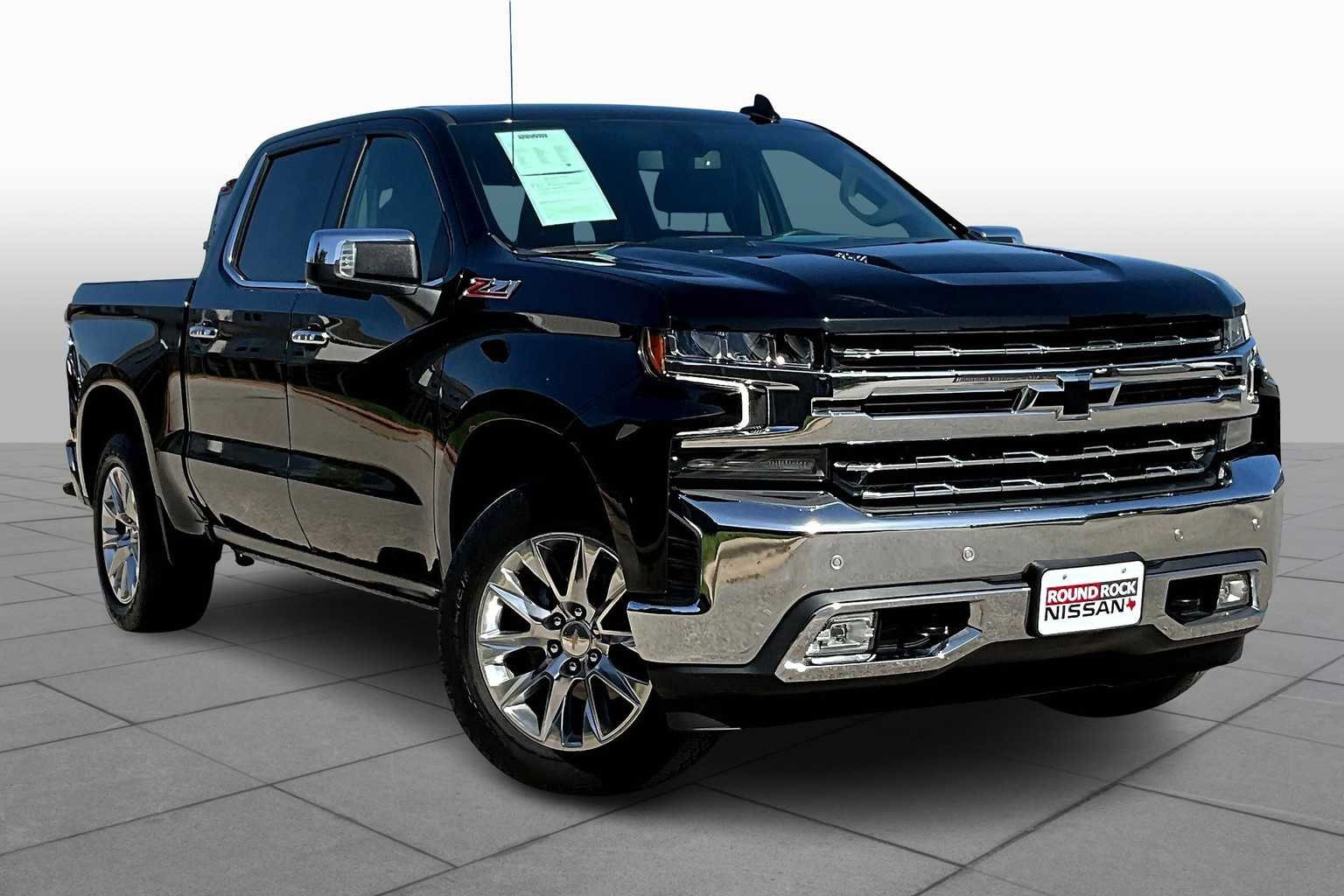 2022 Chevrolet Silverado 1500 LTZ photo 2