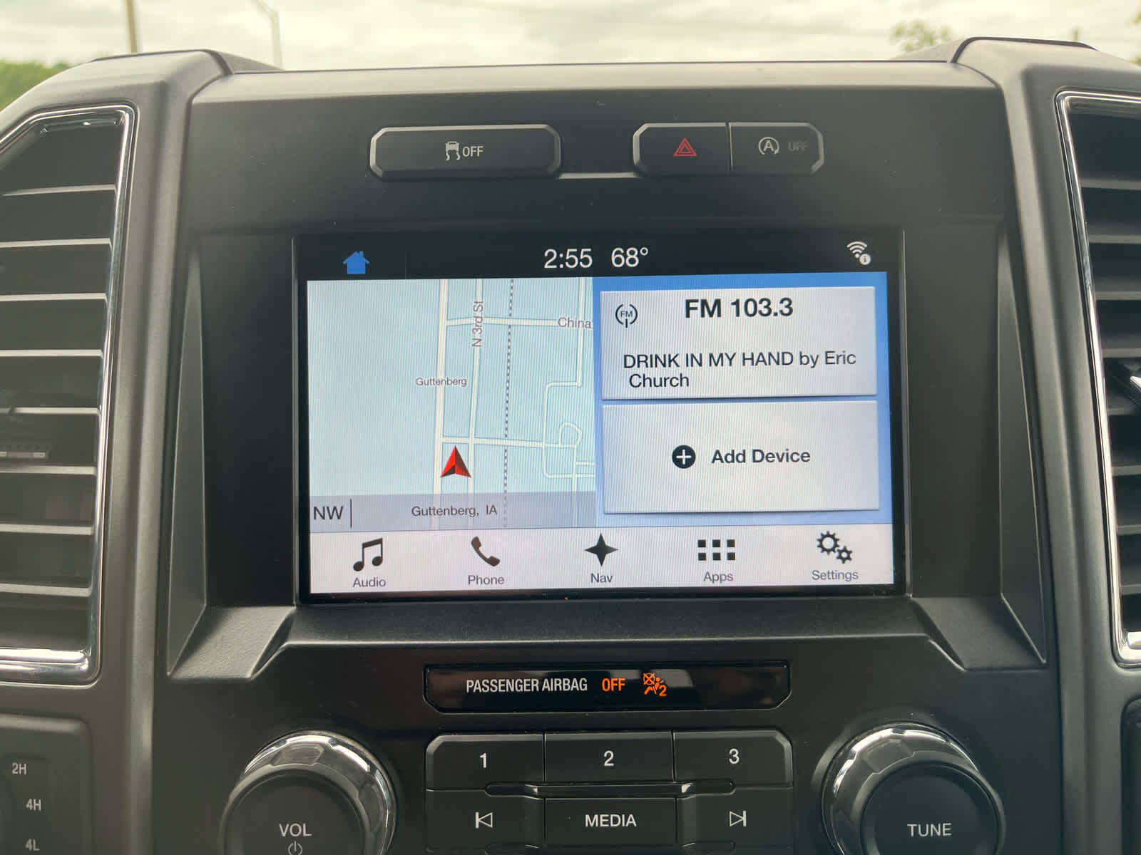 2017 Ford F-150 XLT photo 18