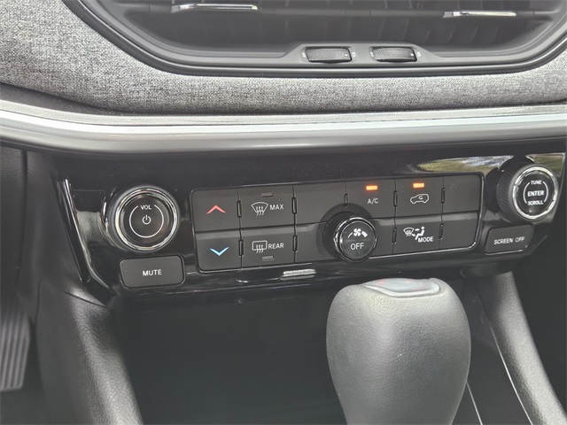 2025 Jeep Compass Latitude photo 23