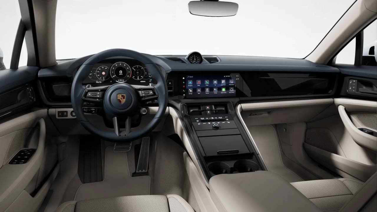 2026 Porsche Panamera 4 photo 9