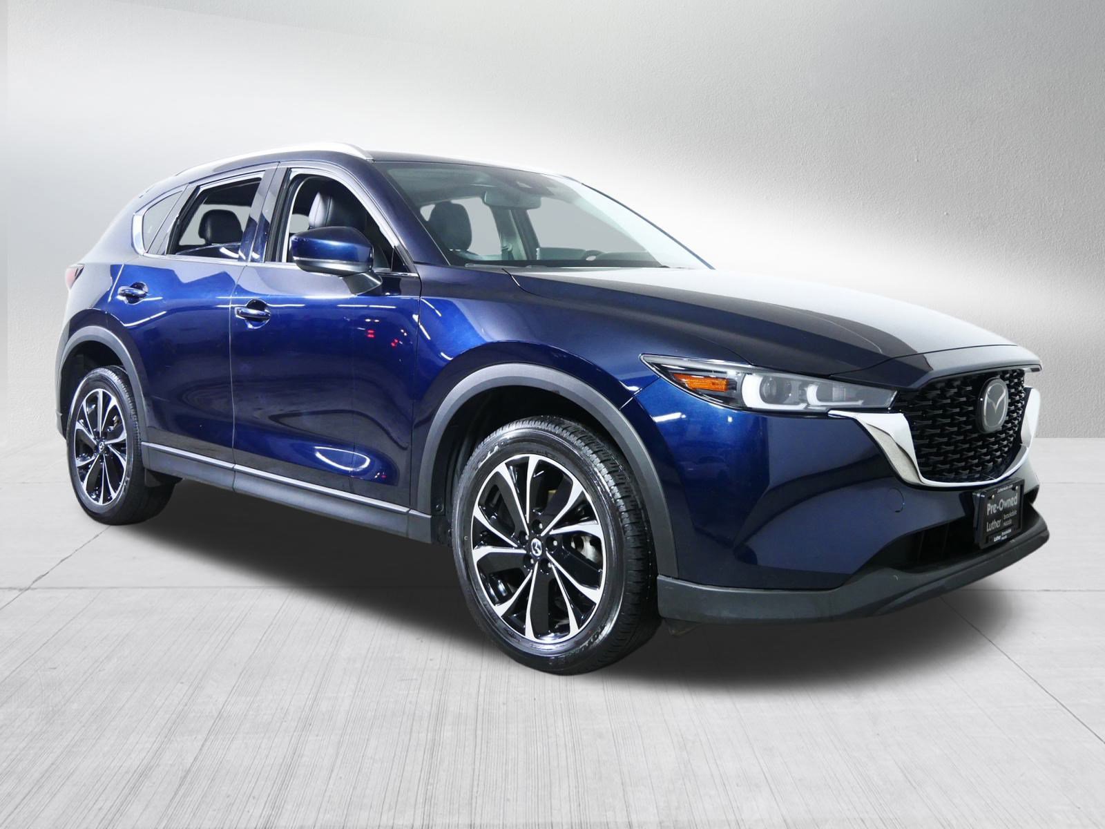 2023 Mazda CX-5 S Premium package