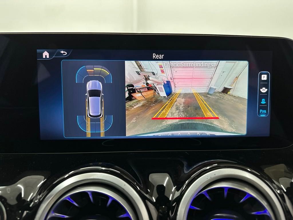 2025 Mercedes Benz GLA 250 photo 28