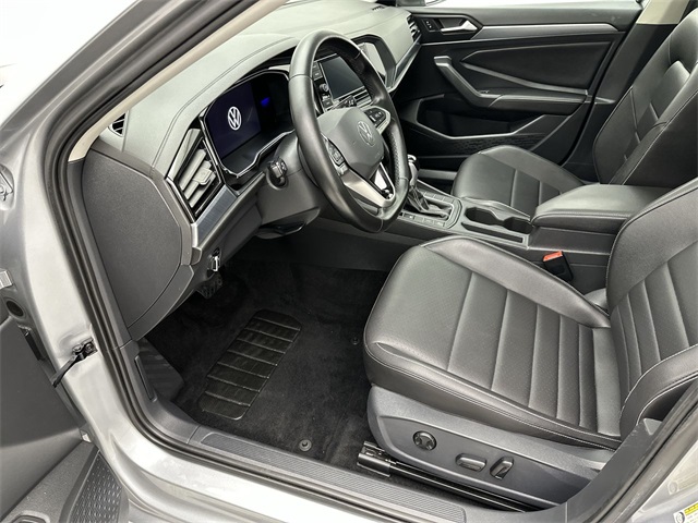 2022 Volkswagen Jetta 1.5T SE photo 3