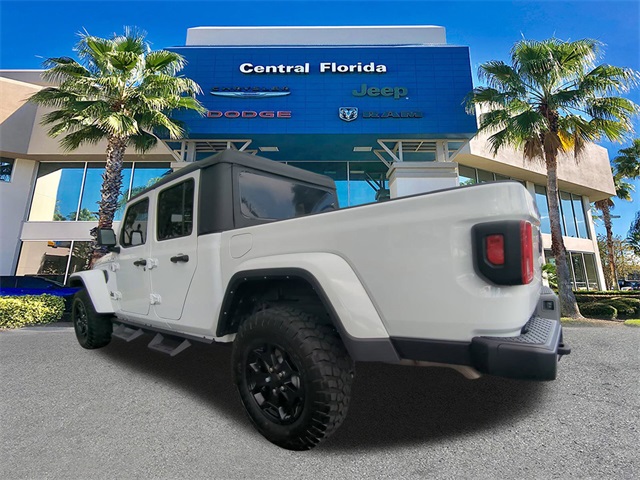 2023 Jeep Gladiator Sport photo 4