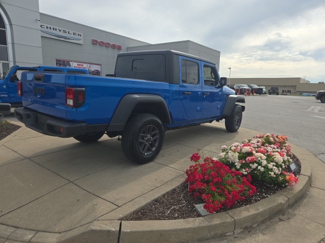 2025 Jeep Gladiator Sport S photo 3