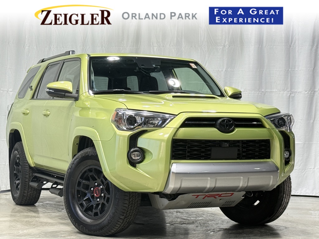 2023 Toyota 4Runner TRD Off-Road Premium's photo