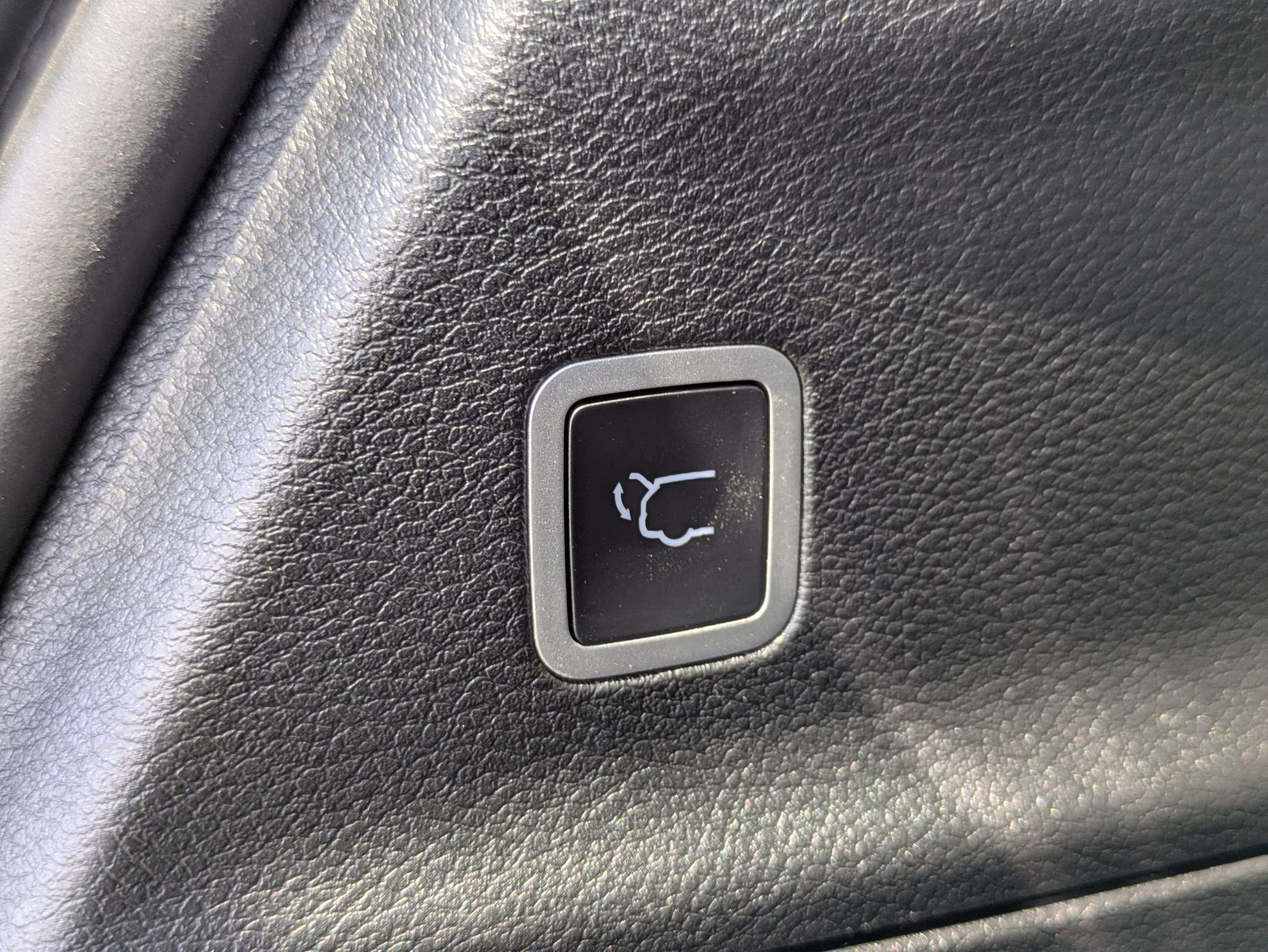 2025 Chrysler Voyager LX photo 25