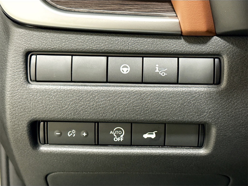 2026 Nissan Rogue Platinum photo 37