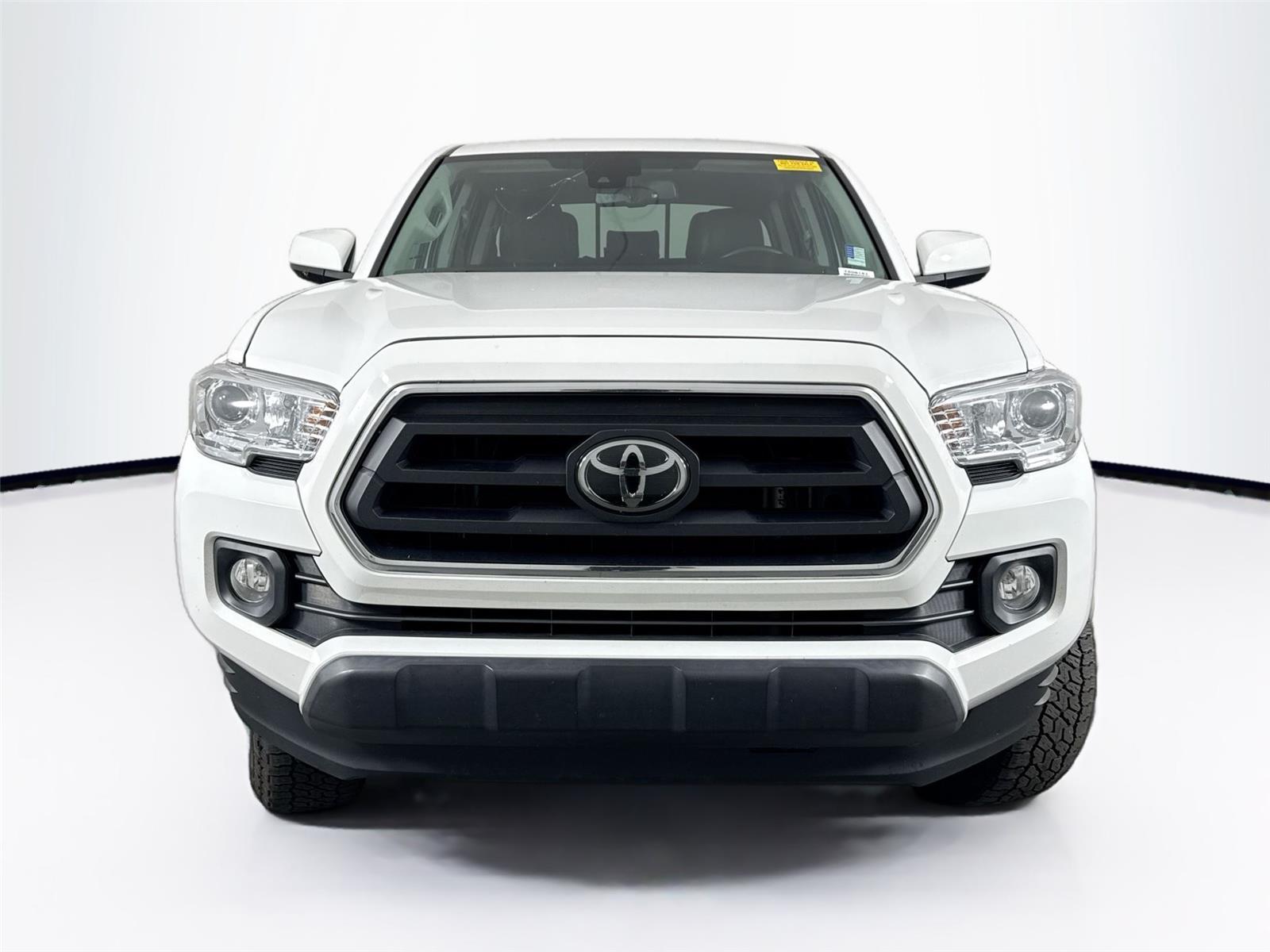 2022 Toyota Tacoma SR5 photo 3