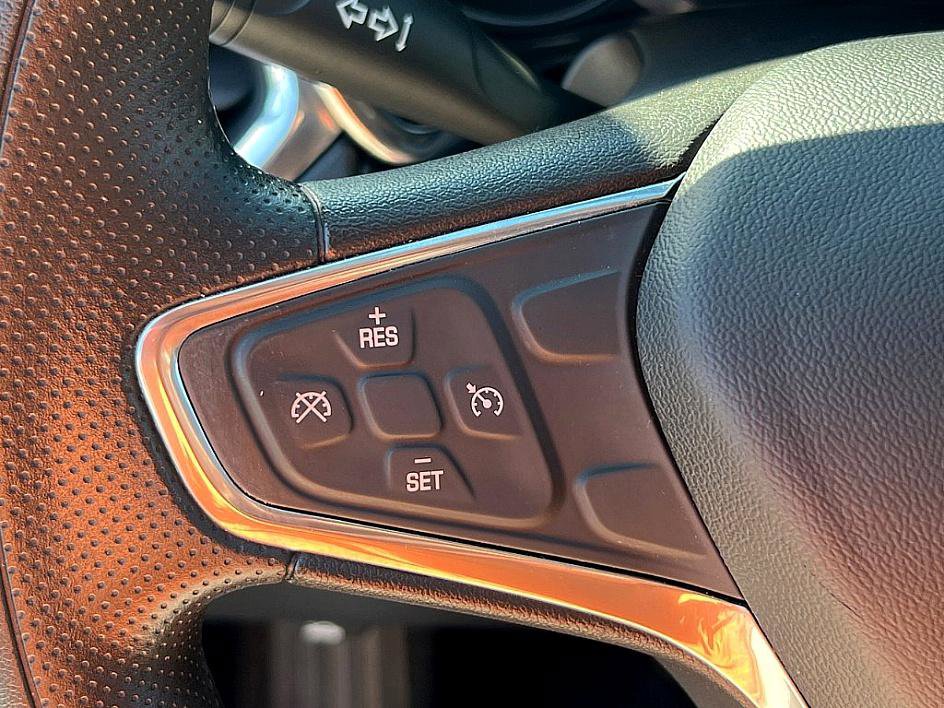 2019 Chevrolet Equinox LT photo 11