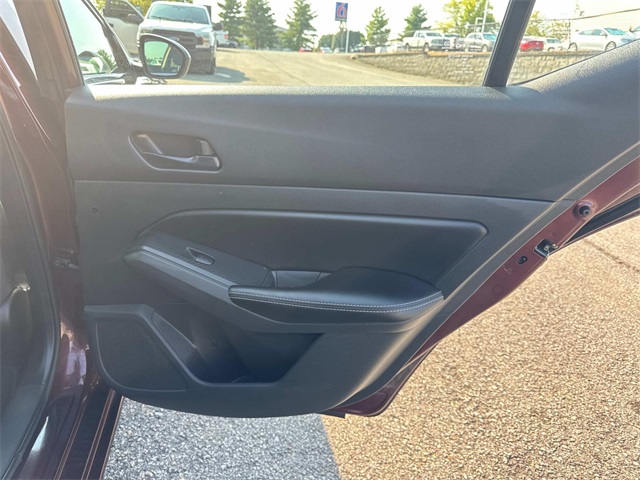 2024 Nissan Altima 2.5 SV photo 18