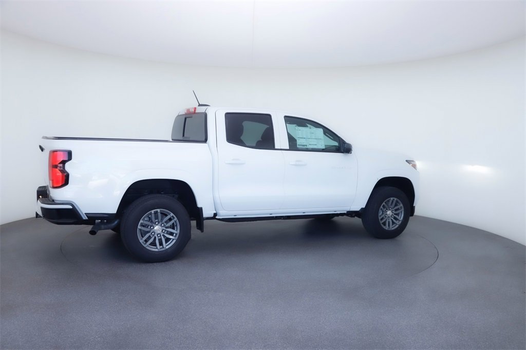 2026 Chevrolet Colorado LT photo 8