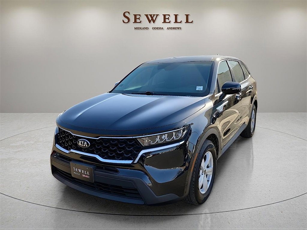 2021 Kia Sorento LX's photo
