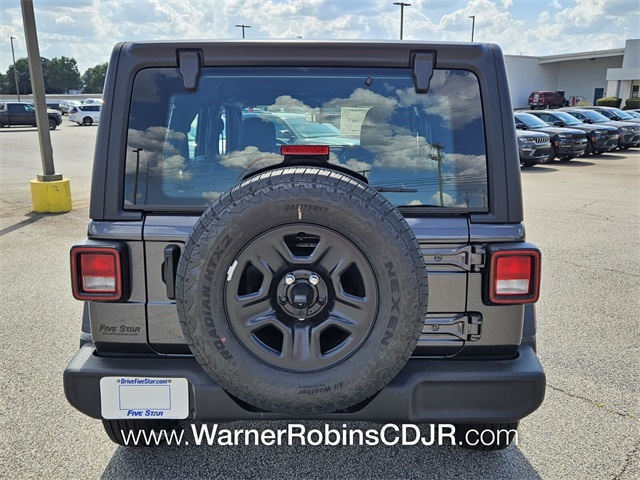 2025 Jeep Wrangler Sport photo 9