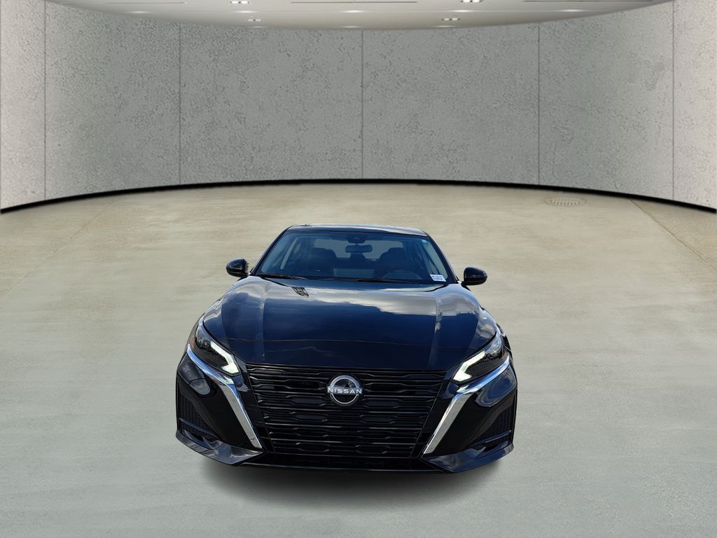 2025 Nissan Altima 2.5 SV photo 2