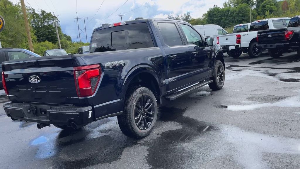 2025 Ford F-150 XLT photo 3