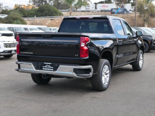 2026 Chevrolet Silverado 1500 LT photo 3