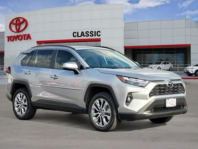 2024 Toyota RAV4 XLE Premium's photo