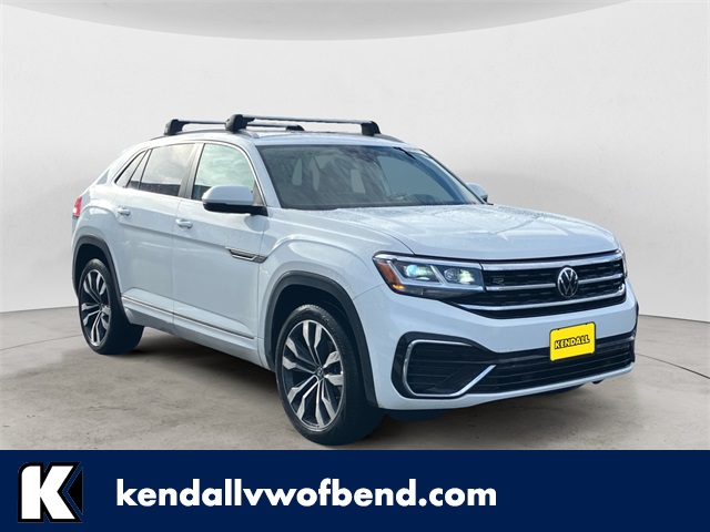2022 Volkswagen Atlas Cross Sport SEL R-Line's photo