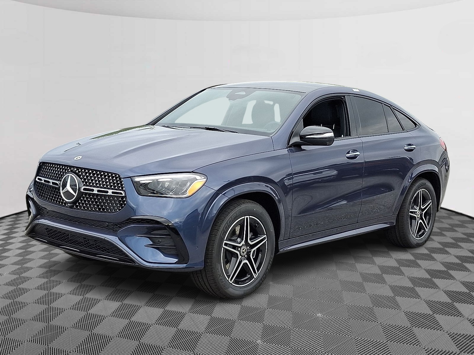 2026 Mercedes Benz GLE 450 4MATIC photo 3