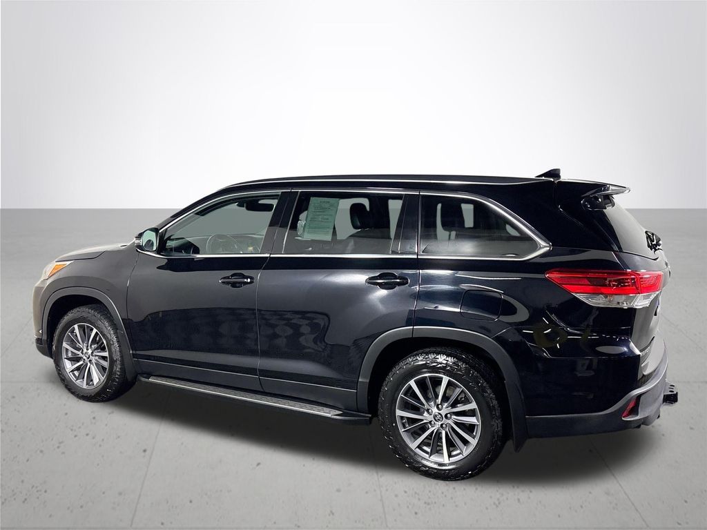 2019 Toyota Highlander XLE photo 7