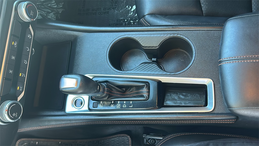 2020 Nissan Altima 2.5 SR photo 14