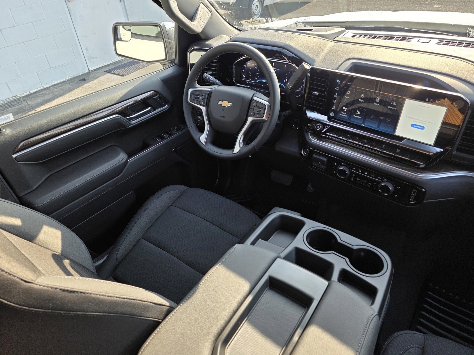 2025 Chevrolet Silverado 1500 LT photo 15