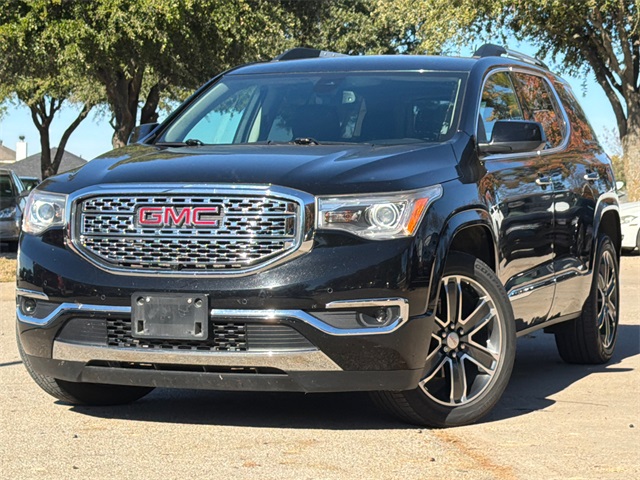 2019 GMC Acadia Denali's photo