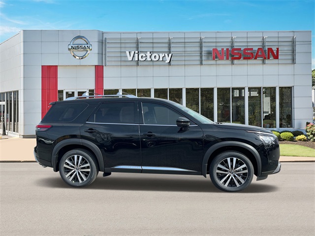 2025 Nissan Pathfinder Platinum photo 2
