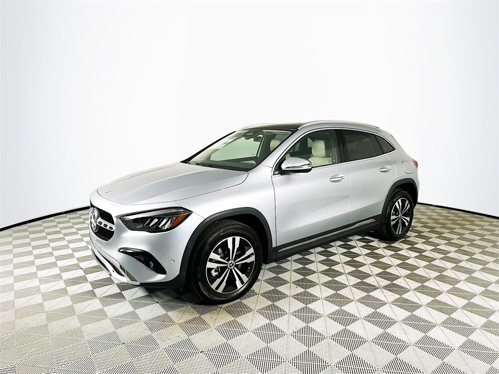 2026 Mercedes Benz GLA 250 photo 3