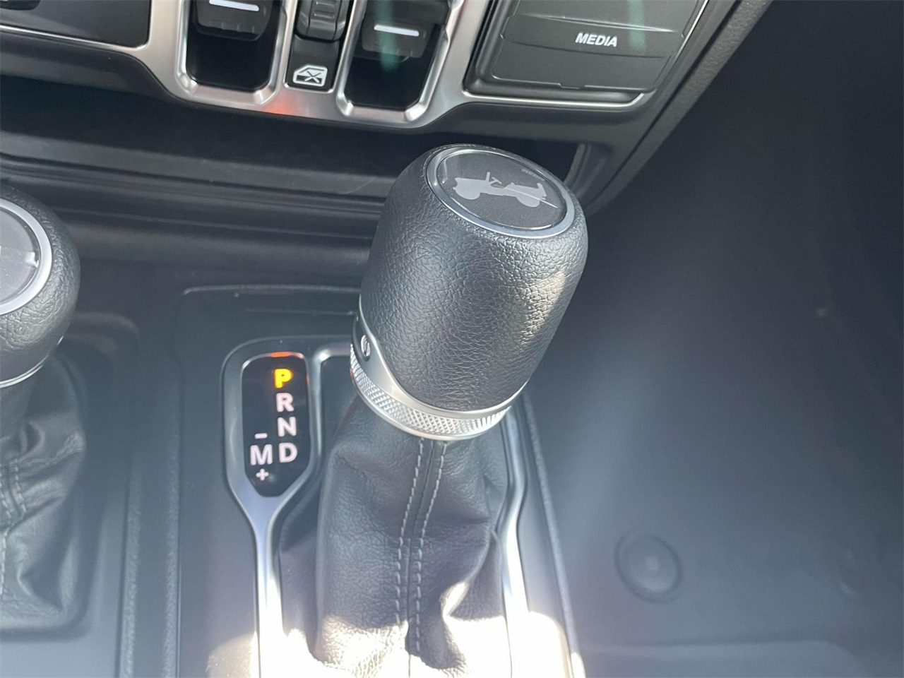 2025 Jeep Wrangler Sport S photo 19