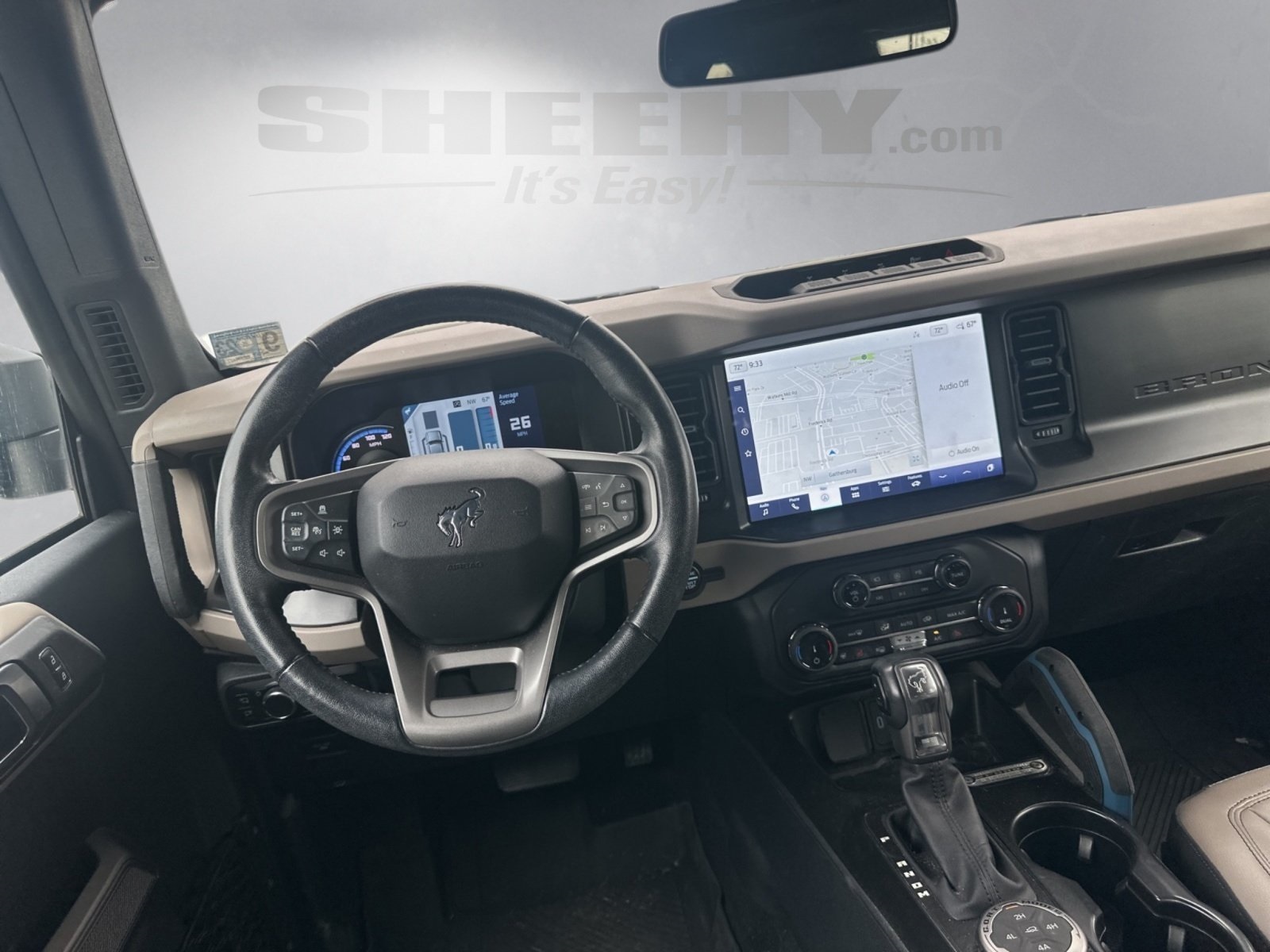 2022 Ford Bronco Wildtrak photo 2