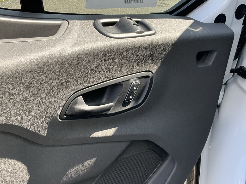 2025 Ford Transit photo 17