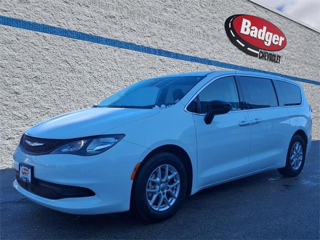 Pre-Owned 2024 Chrysler Voyager LX NA Sports Van's photo