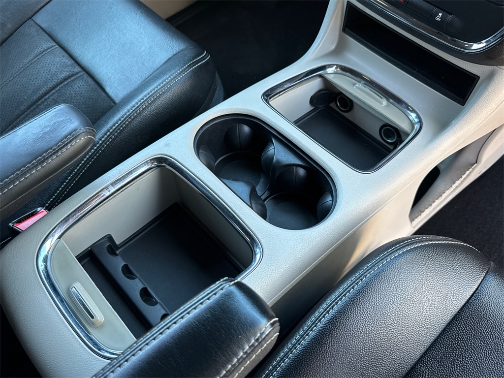 2020 Dodge Grand Caravan SXT photo 19