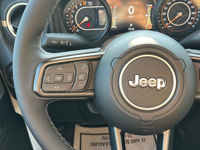 2025 Jeep Gladiator Sport photo 19
