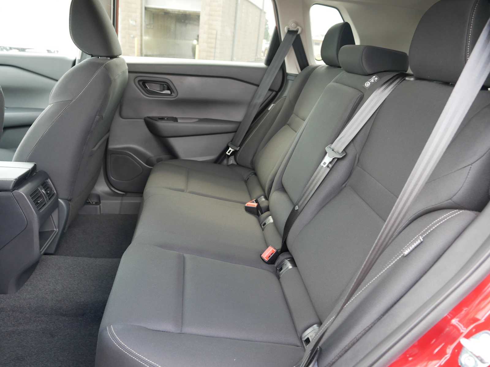 2026 Nissan Rogue S photo 11