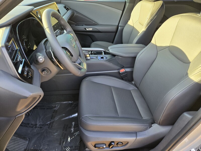 2026 Lexus TX 350 photo 6