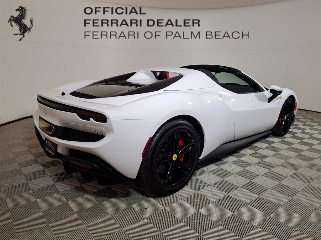 2024 Ferrari 296 GTS Base photo 3