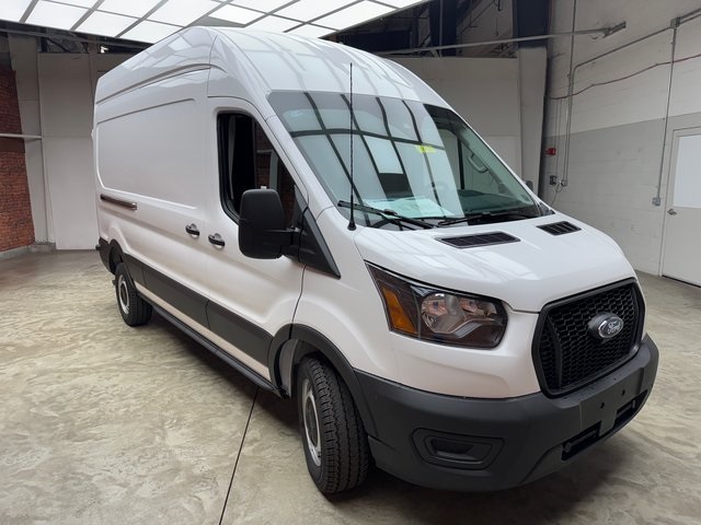 2025 Ford Transit Cargo Van photo 6